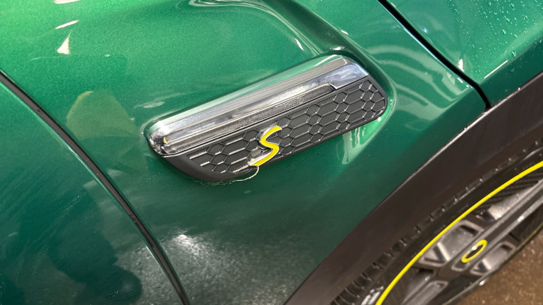 MINI Hatchback 135kW Cooper S Level 2 33kWh 3dr Auto Electric Hatchback